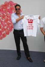 Akshay Kumar at Happy Heart Carnival in S L Raheja Hospital on World Heart Day on 28th Sept 2012 (4).jpg